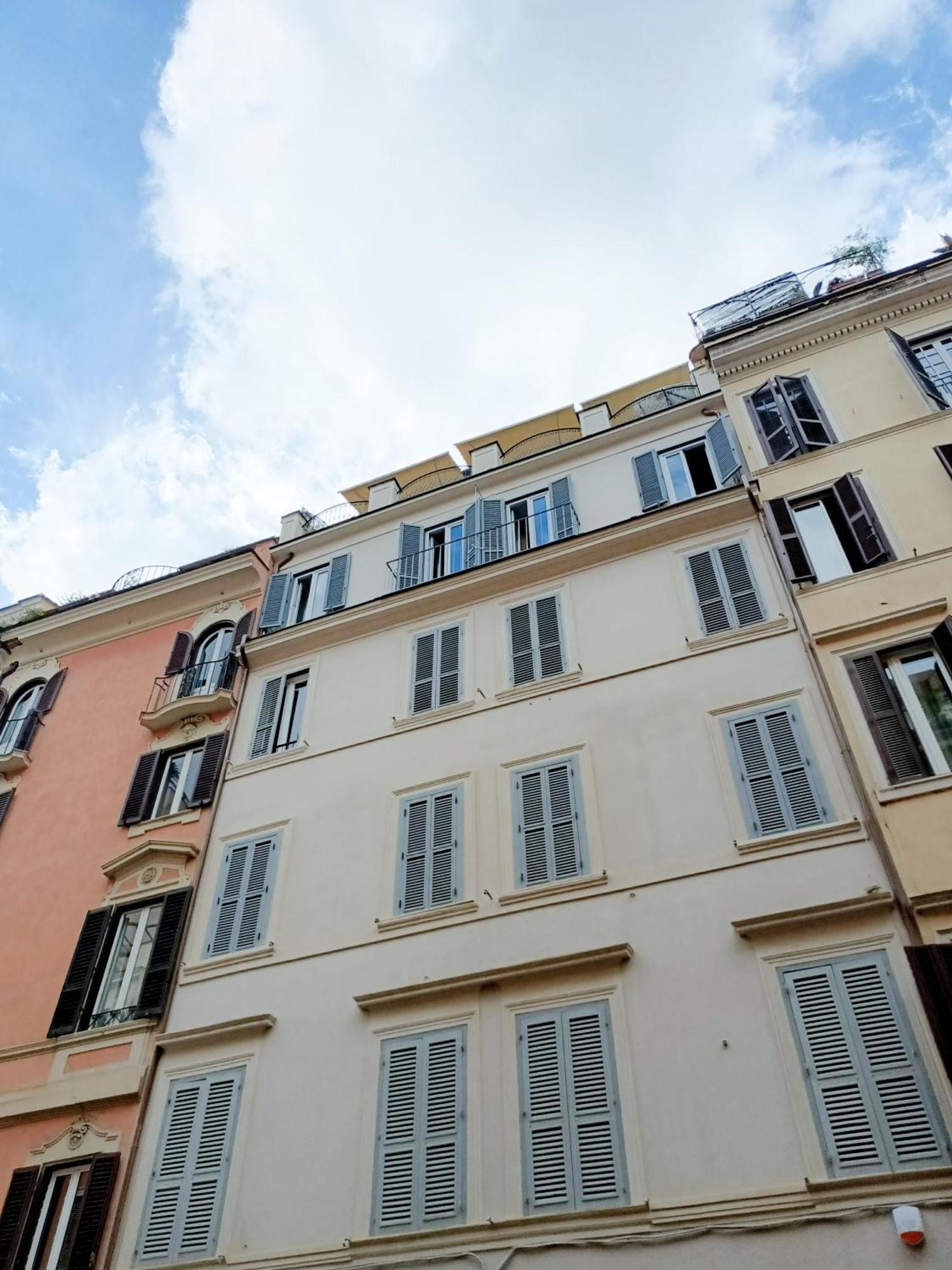 Casa Lucrezia *