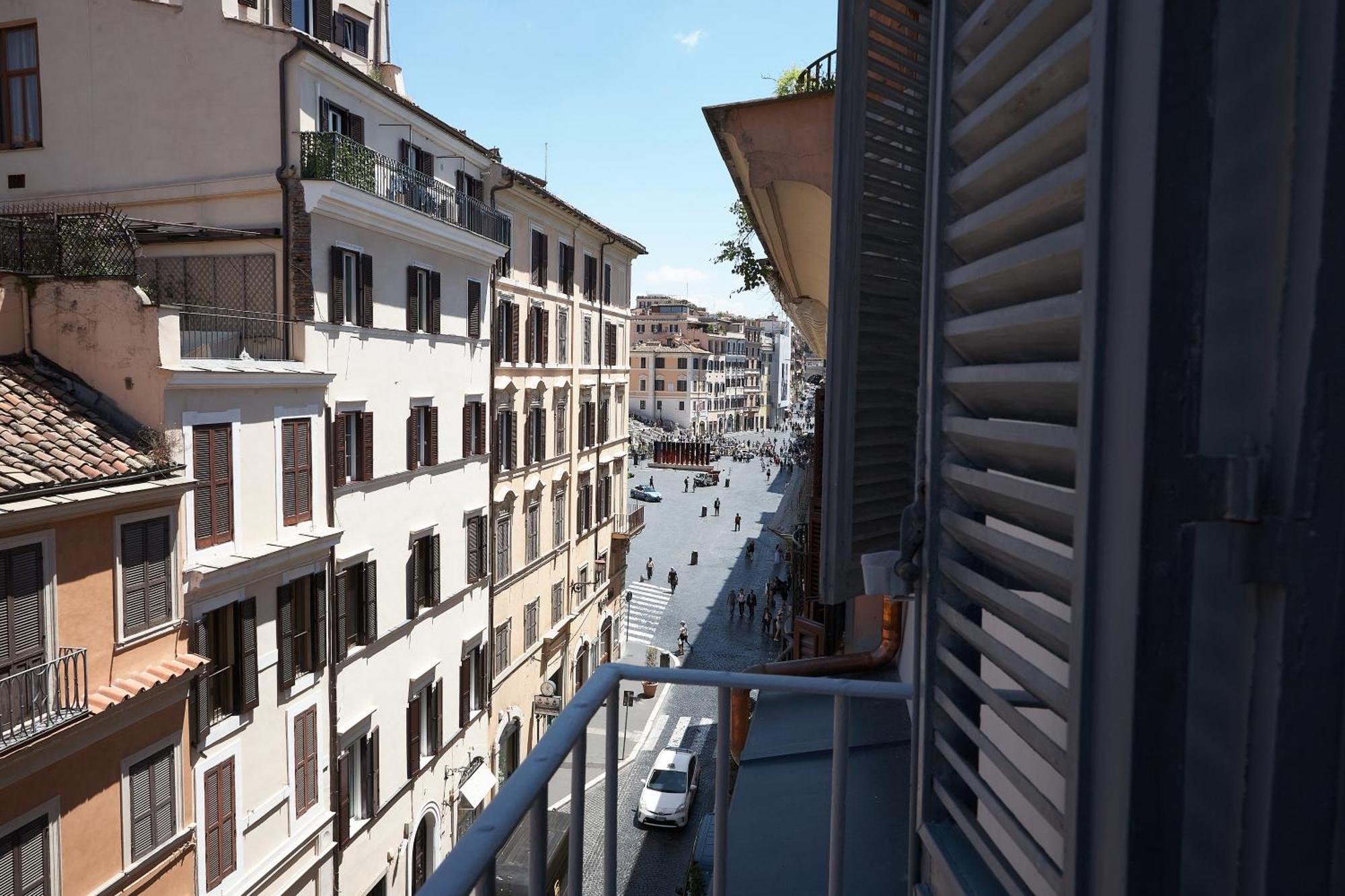 Casa Lucrezia *